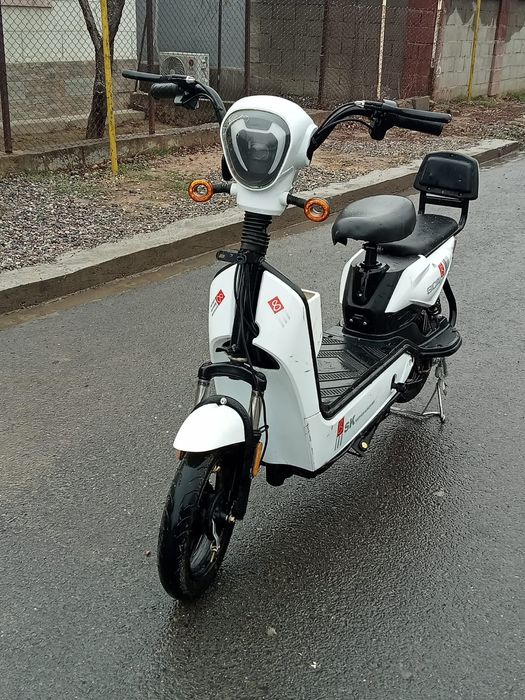 Электронной скутер