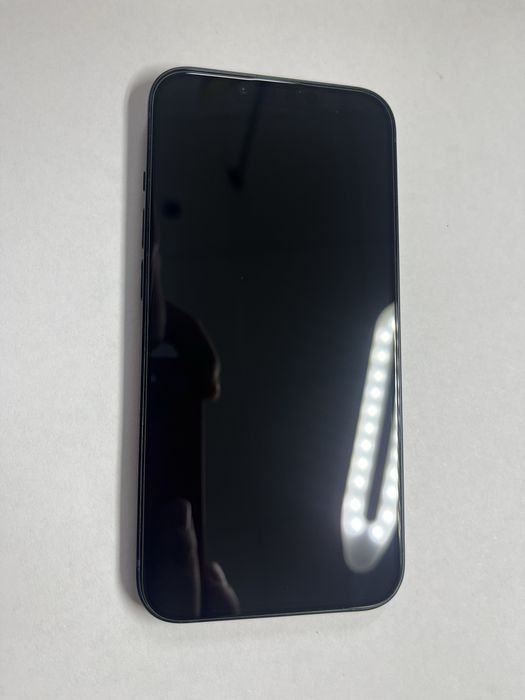 Айфон 13 на 128гб акб 98%