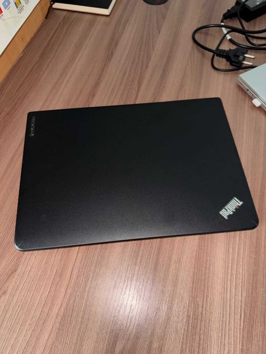 Ноутбук Lenovo ThinkPAd