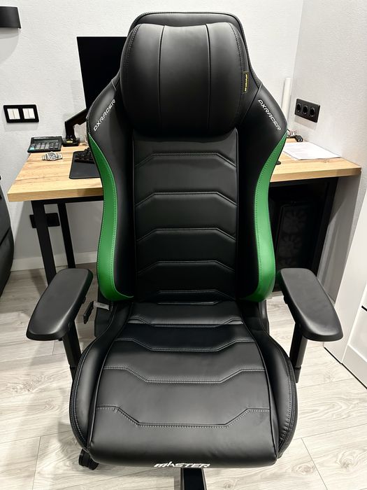 Компьютерное офисное игровое кресло DxRacer Master XXL