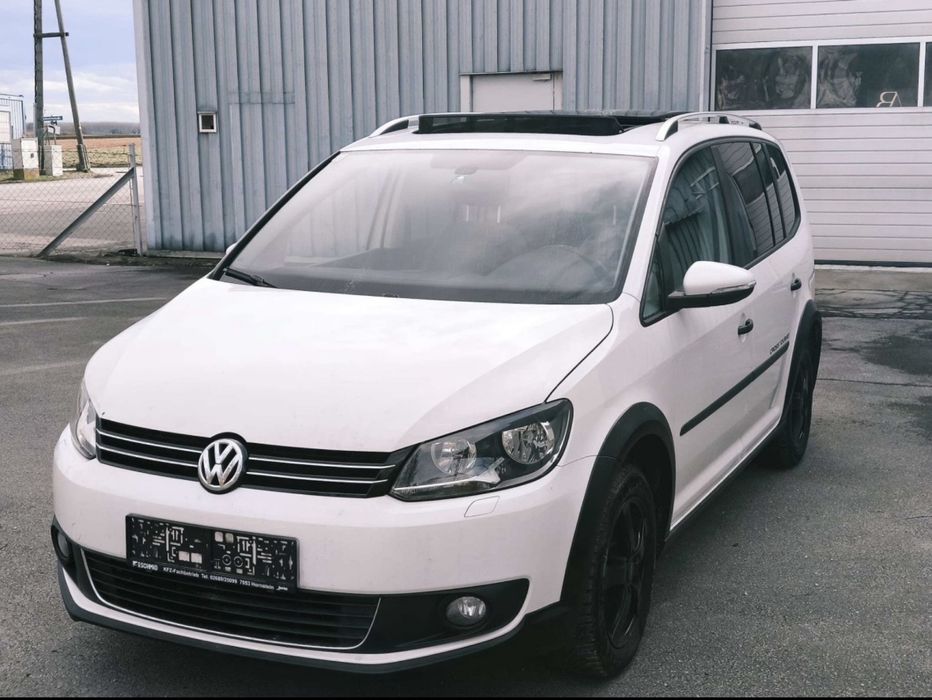 Volkswagen Touran Cross 2.0 Tdi 140 cp 2012 Euro 5