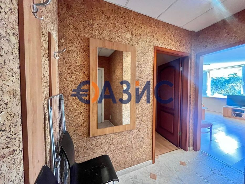 Продава се Двустаен апартамент в к.к. Слънчев бряг - 61 кв.м за 1214 €/кв.м - Снимка #11