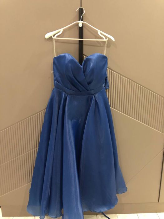 Платье вечернее