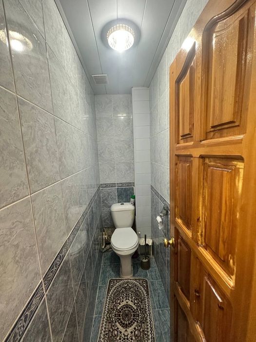 Продаётся 4-комнатная квартира в центре города