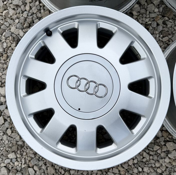 Оригинални лети джанти 15 за Audi