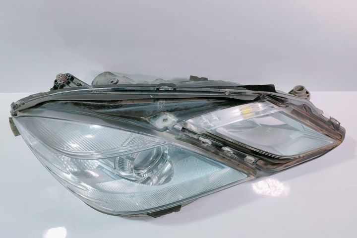 Far Dreapta A2128208461KZ Mercedes-Benz E-Class W212/S212/C207/A207