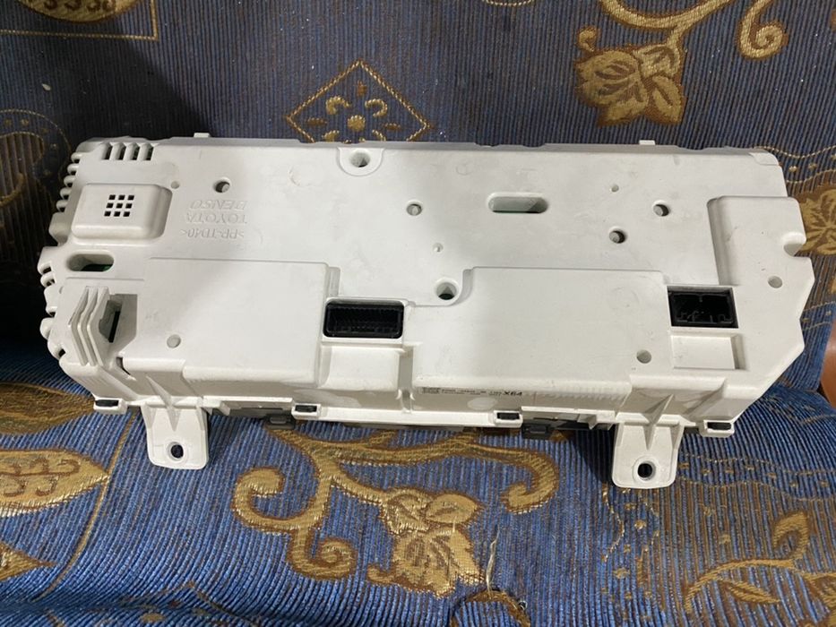 Щиток приборов