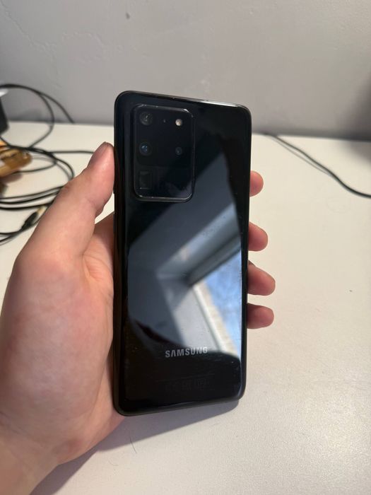 Samsung S20 Ultra 128 гб