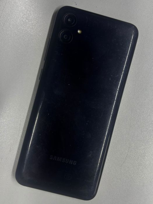 Продам Samsung A04e