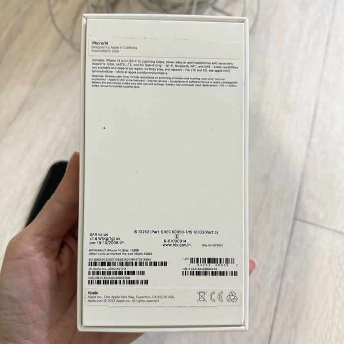 Продам Айфон 14 новый