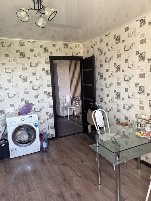 Продам ОКТ,2х.ком,этаж 9/9