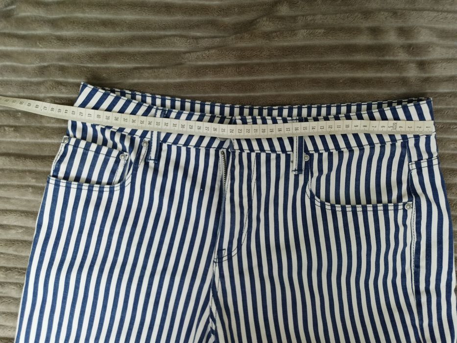 Шорты новые джинсовые 46 - 48 р