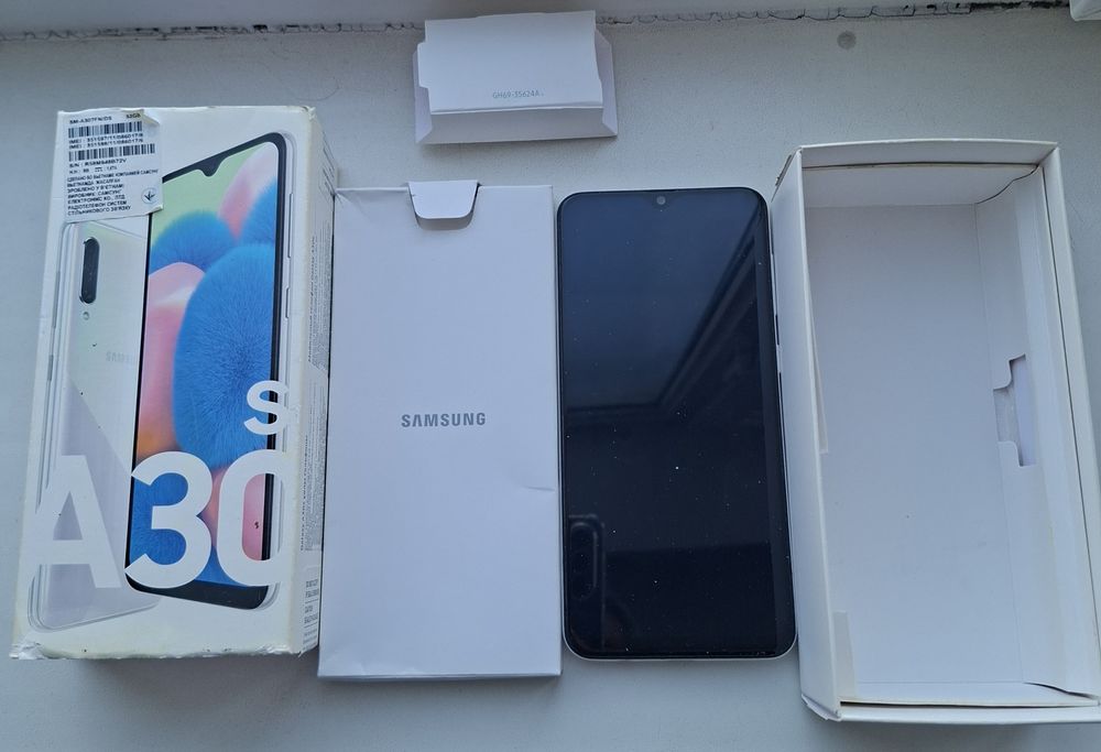 Продам б/у телефон Самсунг А 30 S