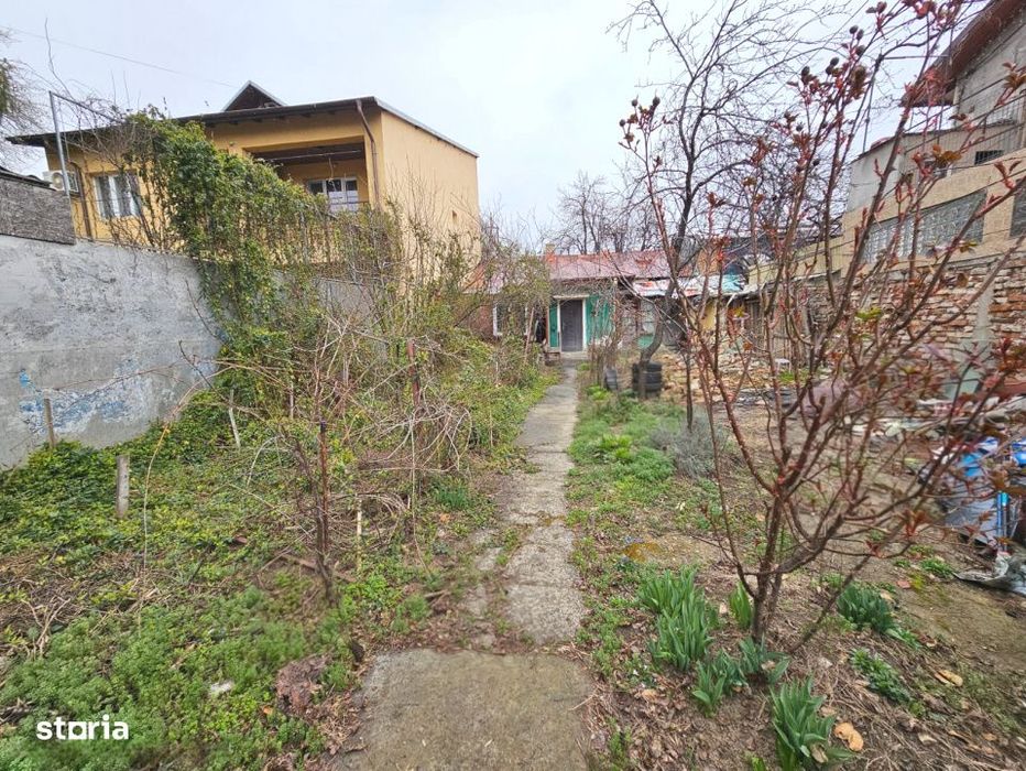 Casa 2 camere | Rahova - Pucheni | Teren 230 mp | Front 10 m | Parc Hu