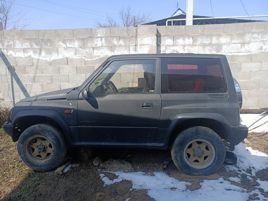 Продам машину Сузуки