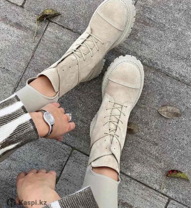 Женская обувь
