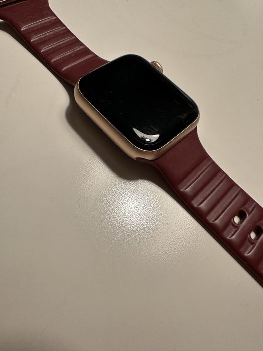 Apple watch series 5 40 мм