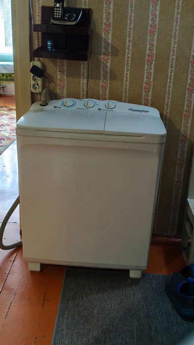 Стиральная машинка полуавтомат
