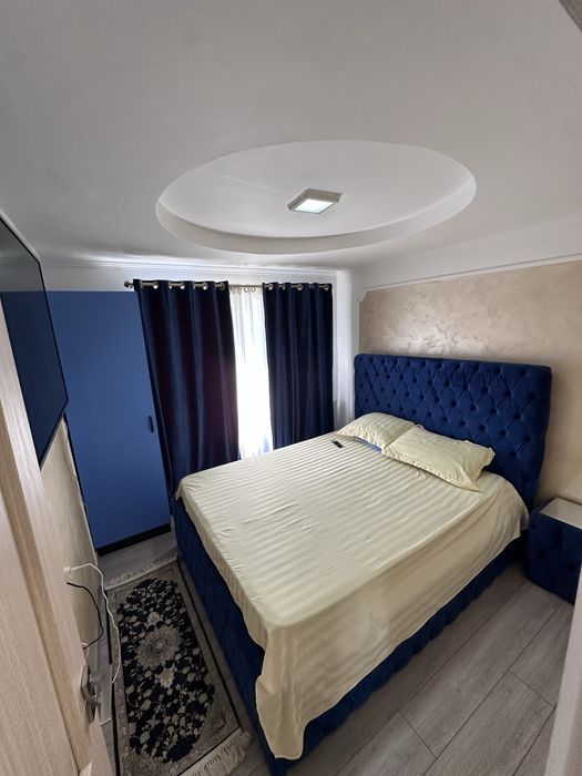 Vand apartament cu 3 camere