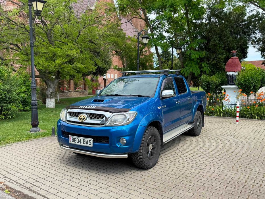 Toyota Hilux Invincible 3.0 diesel 2010 Automatic 4x4