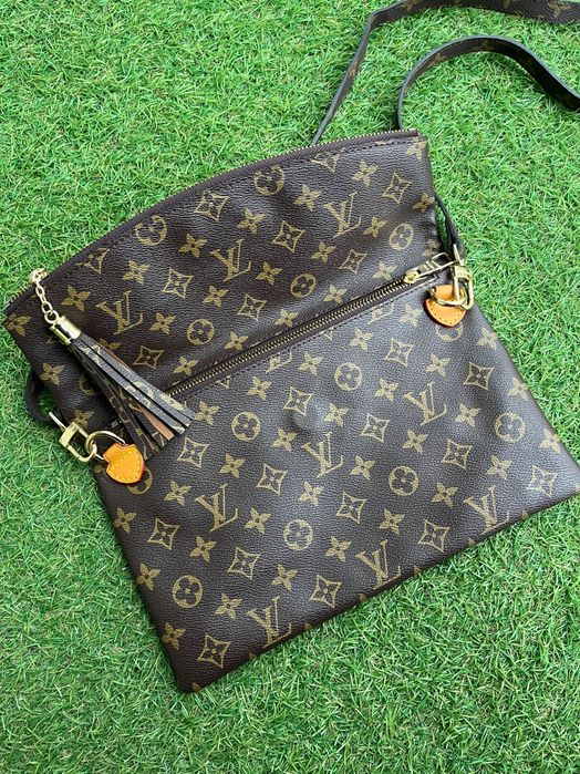 Дамска кожена чанта : Louis Vuitton