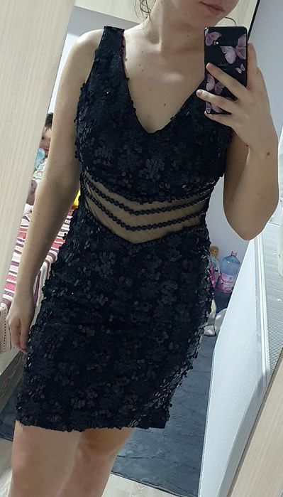 VÂND rochii de ocazie