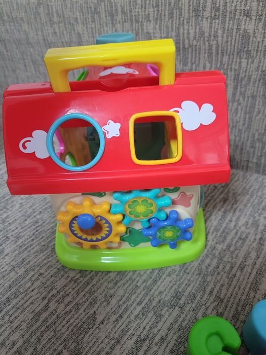 Casuta cu activitati - sortare bebeluși