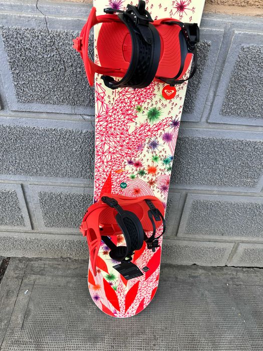 placa noua snowboard roxy silhouette banana L141cm