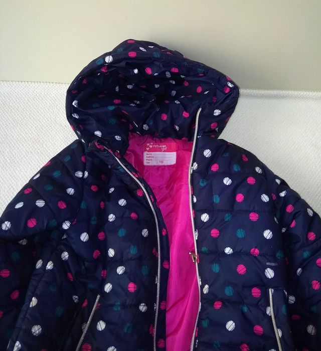 Курточка детская   с капюшоном