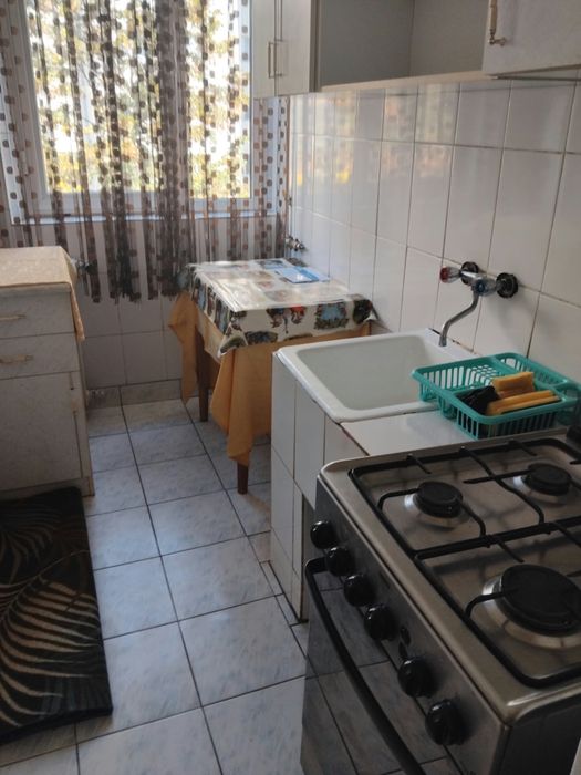 Inchiriez apartament 2 camere