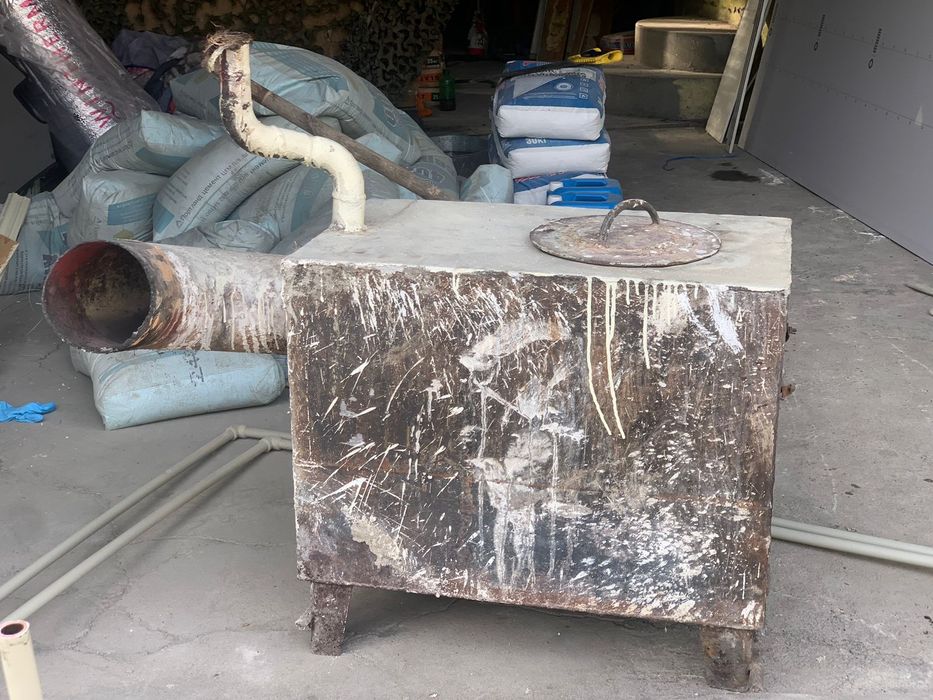 Продам печку на твердом топливе мм