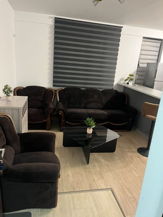 Apartament 3 camere de inchiriat