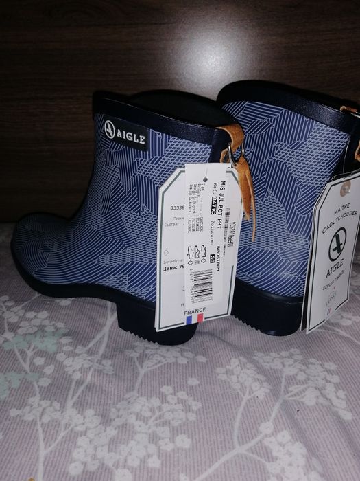 Елегантни гумени боти