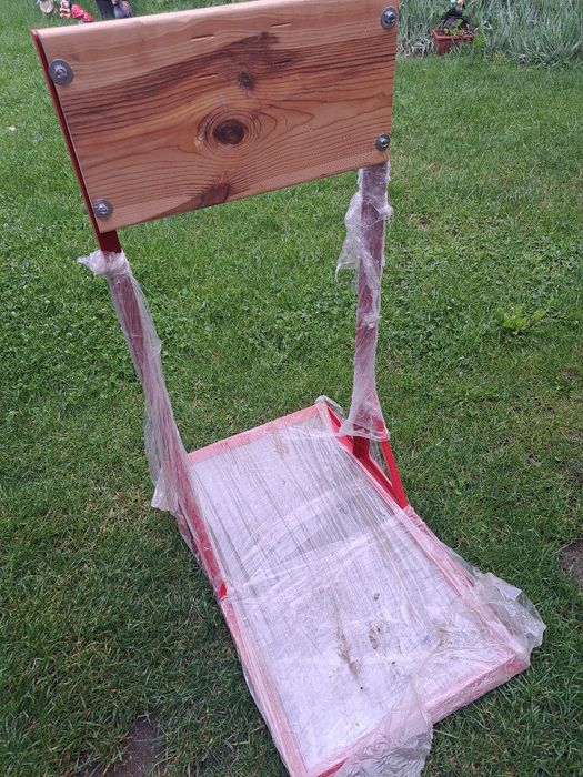 Стойка за мотор чисто нова-150лв