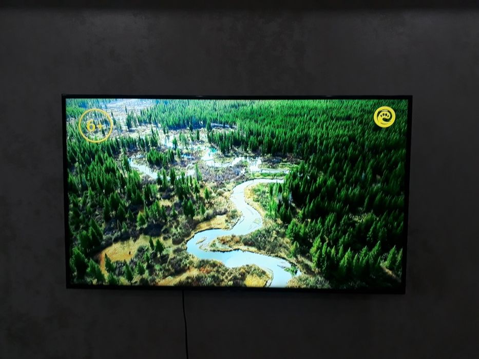 Телевизор LED SAMSUNG UE 50 TU 8000 4K