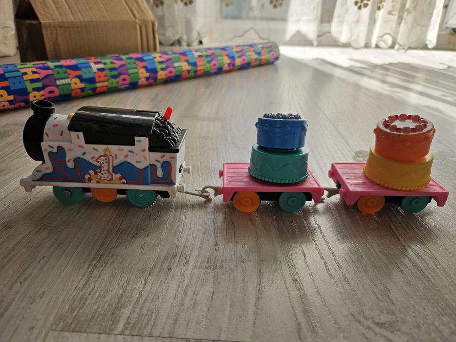 Thomas & friends: Wobbly cake Thomas