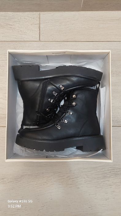 Ghete ashton aubry Damă