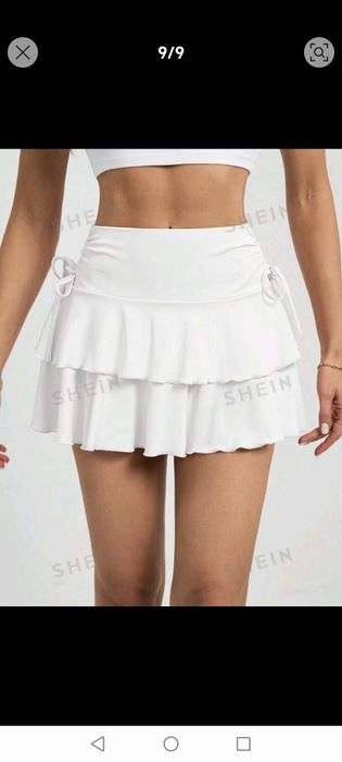 Fusta alba cu pantalon