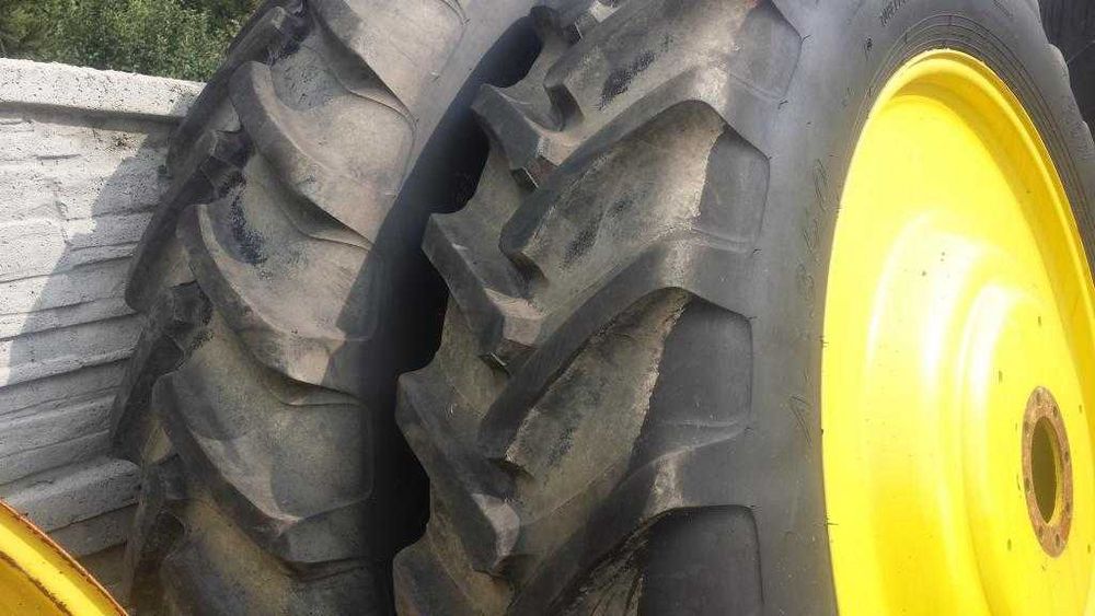 Roti inguste John Deere Deutz New Holland Fendt Valtra Same Claas Case