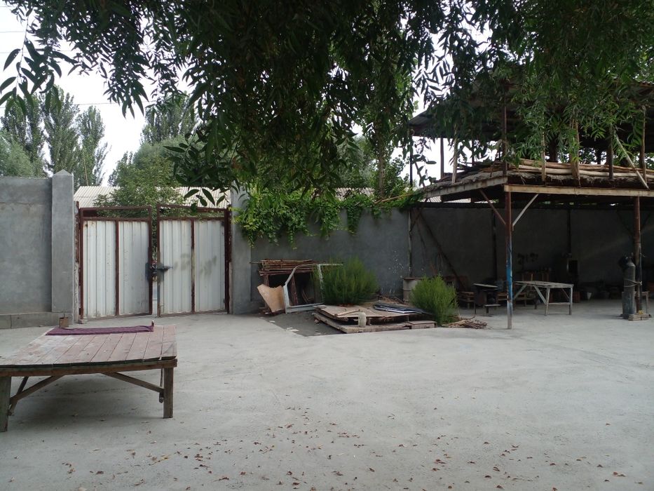 Yer uchastka sotiladi. Ер участка сотилади.