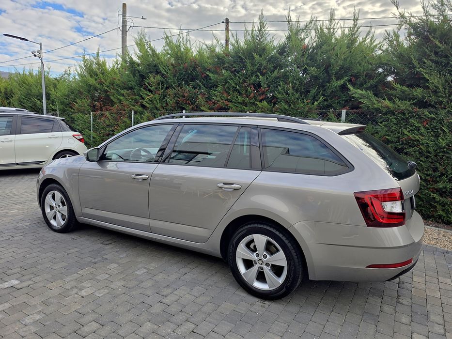 SKODA Octavia 2019 — imagine 3