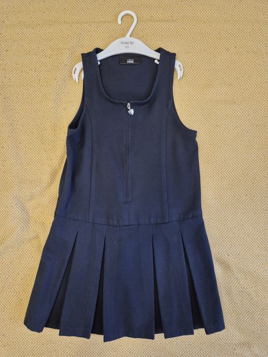 Школьный сарафан next