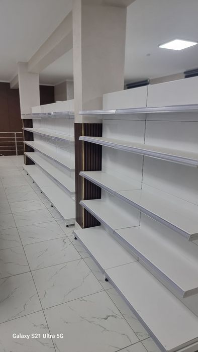 Продам стелажи для магазина