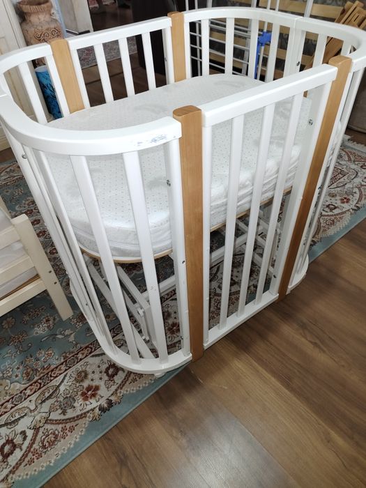 Новый манеж деревянный