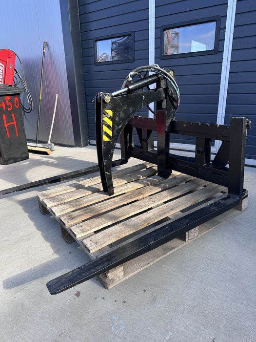 Cadru paleti , graifar tractor incarcator frontal