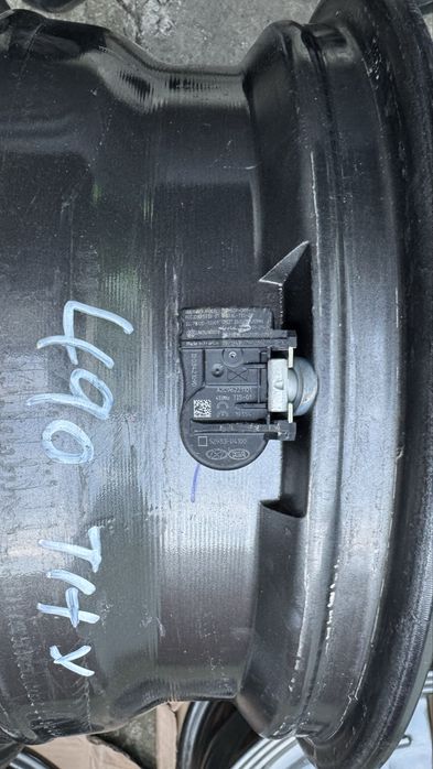 Оригинални джанти 15ки за Hyundai