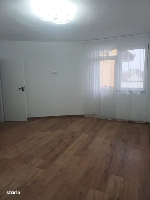 Apartament 2 camere decomandate etaj 1 Strand I
