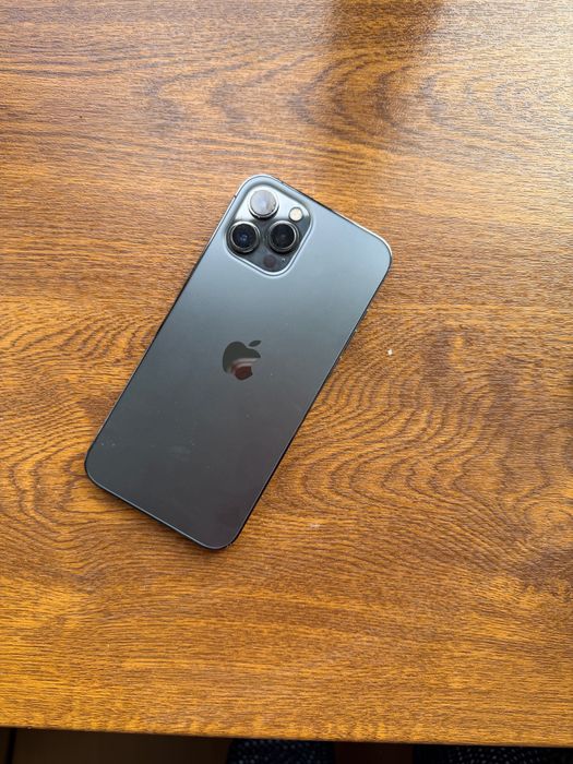 Продам iPhone 12 Pro Max