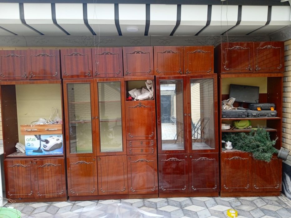 Шкаф стара модный с гарантии по вопросу тел