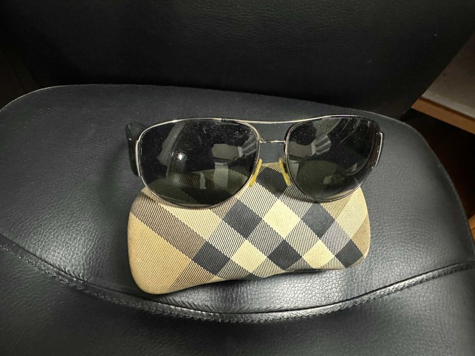 Ochelari Burberry*made in Italia+ toc - etui Buberry !
